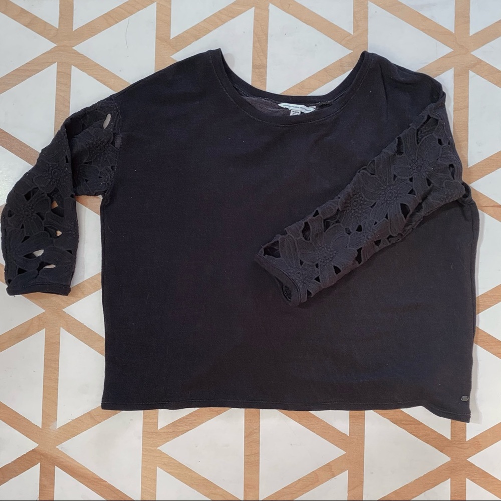 American Eagle Tulip Hem Back Sweatshirt - M